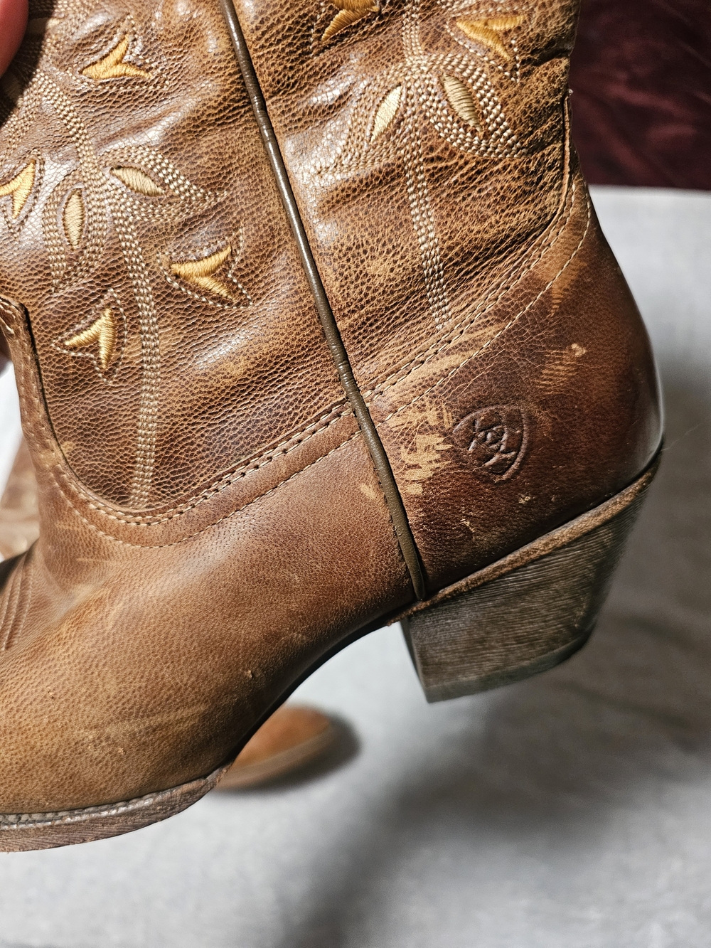 Ariat Brown Leather Embroidered Western Heeled Boots - Picture 6 of 10